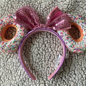 Disney - Minnie Mouse Ears - Donuts